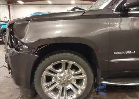 2017 GMC Yukon Xl Denali z USA, uszkodzony, nr VIN 1GKS2HKJ0HR237932